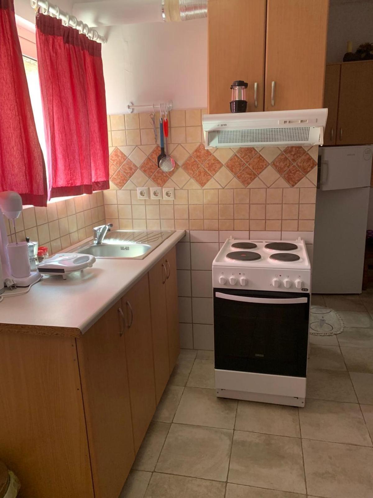 Апартаменты Domenica House Kondaraina Экстерьер фото